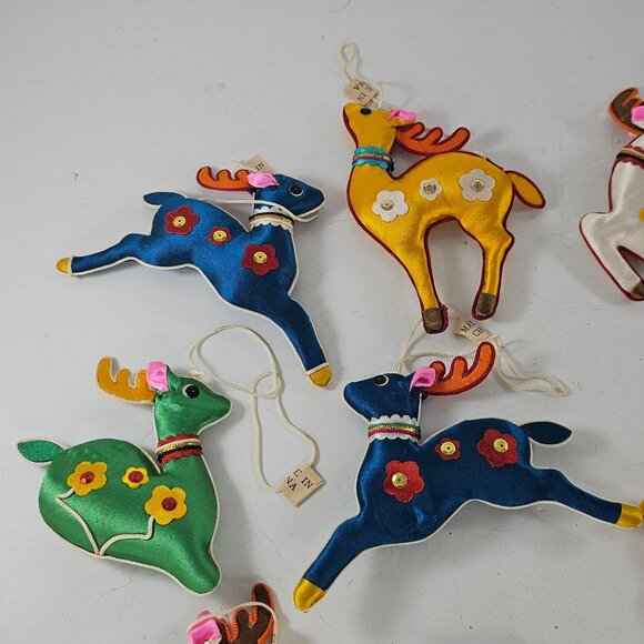 Vintage Chinese Silk Satin Embroidered Reindeer Christmas Ornaments Set Of 8 - Picture 7 of 9